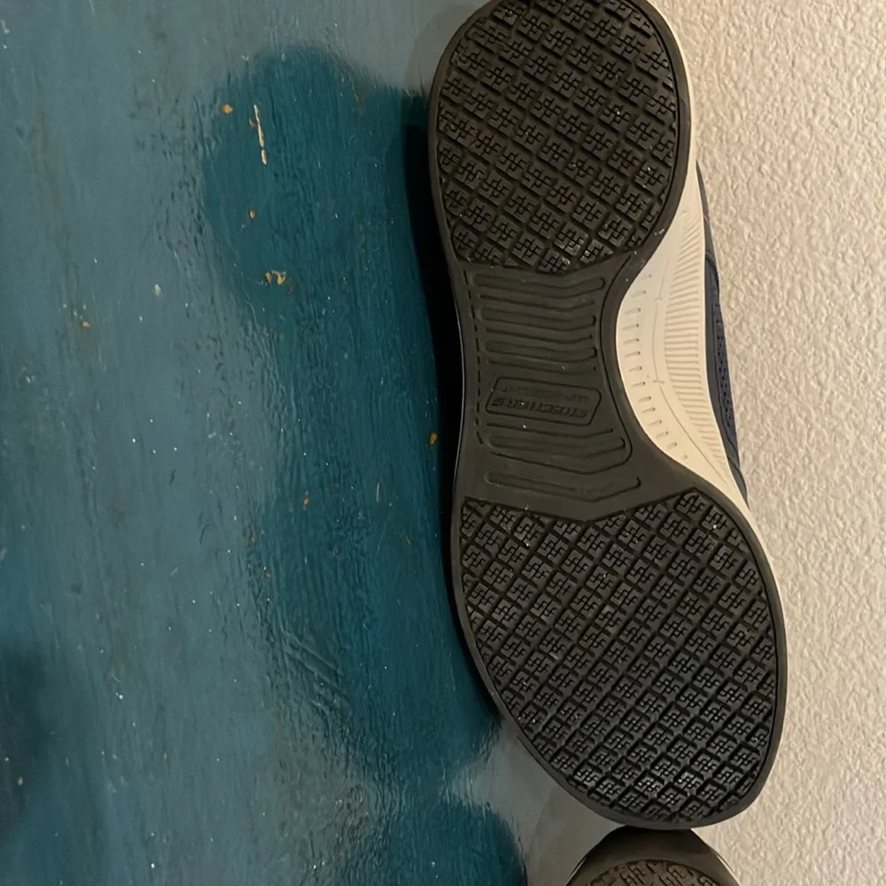 One pair of sketchers athletic shoe in new never worn without tags. - Picture 5 of 12